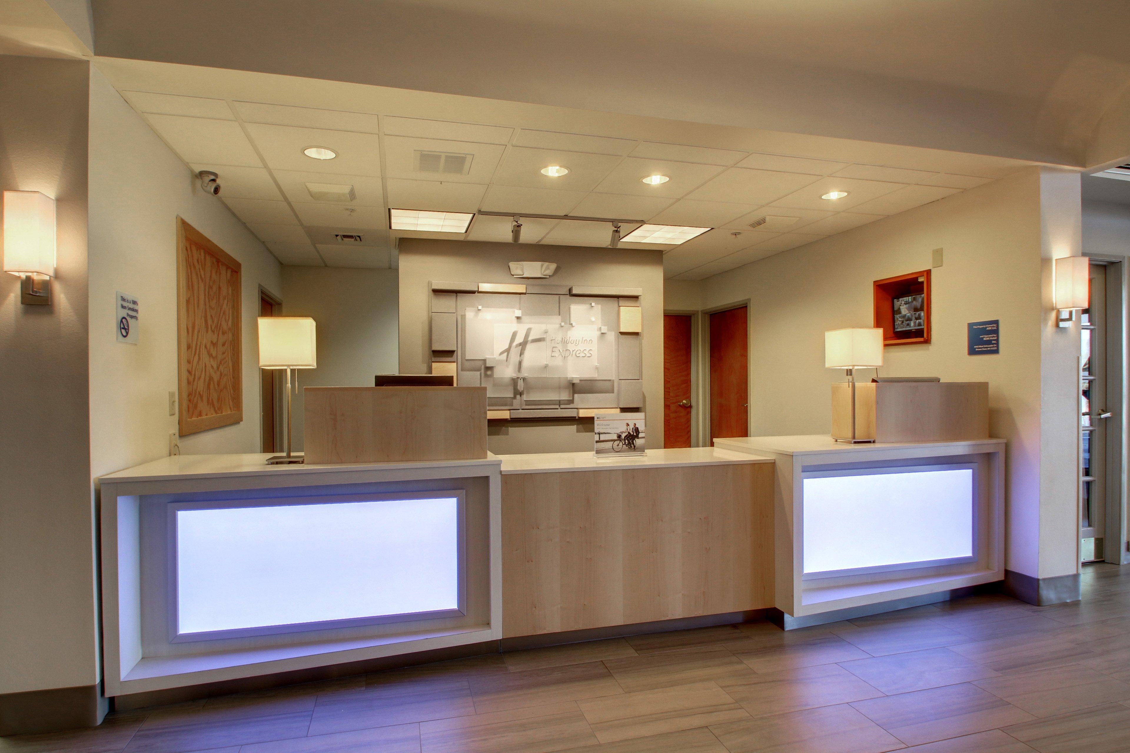 Holiday Inn Express Milwaukee N- Brown Deer/Mequon Eksteriør bilde